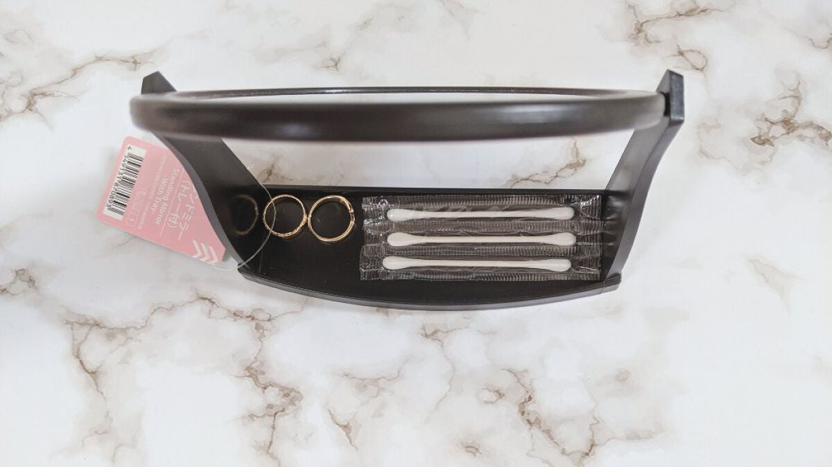 スタンドミラー(トレー付き)/DAISO/その他を使ったクチコミ(2枚目)