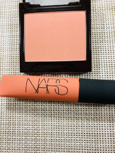 エアーマット リップカラー/NARS/口紅を使ったクチコミ（3枚目）