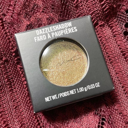 ダズルシャドウ/M・A・C/単色アイシャドウを使ったクチコミ(1枚目)