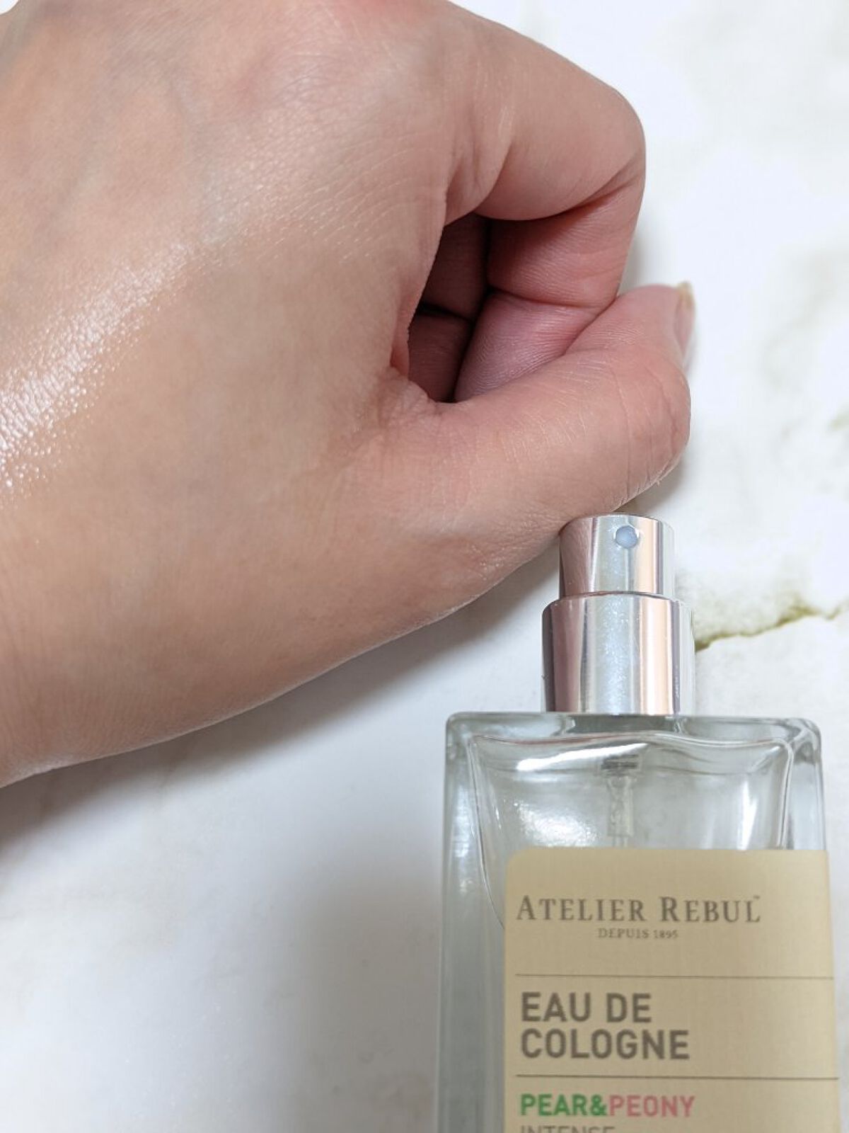 コロンヤ/ロート製薬/ハンドクリームを使ったクチコミ（3枚目）