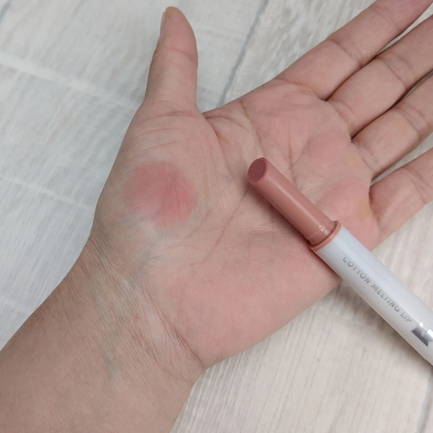 コットンメルティングリップ/ネイチャーリパブリック/口紅を使ったクチコミ（3枚目）