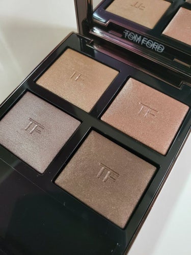 アイ カラー クォード/TOM FORD BEAUTY/アイシャドウパレットを使ったクチコミ（2枚目）