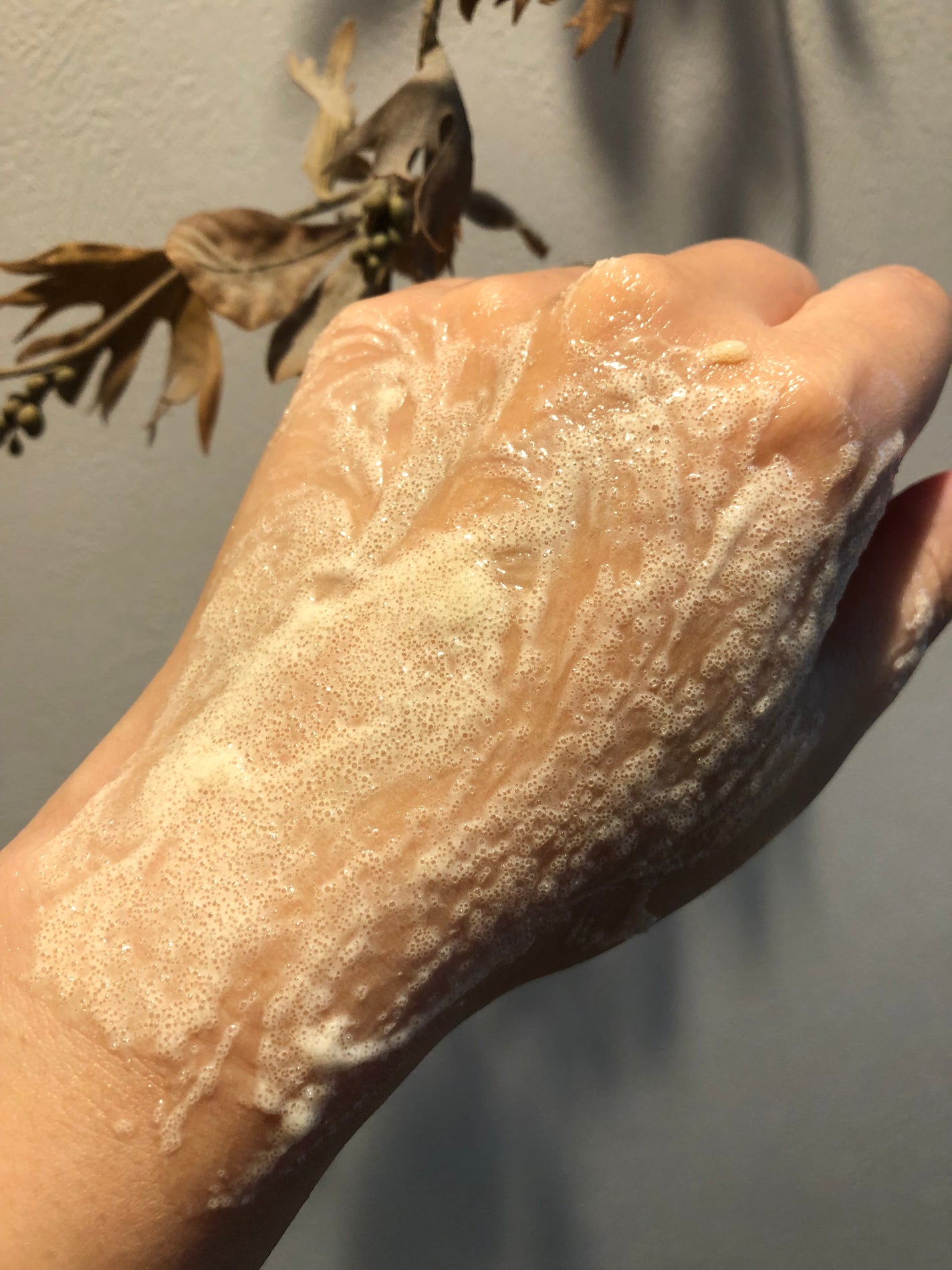 Q+Me スウィートボムタラソスクラブレモンティーの香り/AGARISM/バストケア・ヒップケアを使ったクチコミ(5枚目)