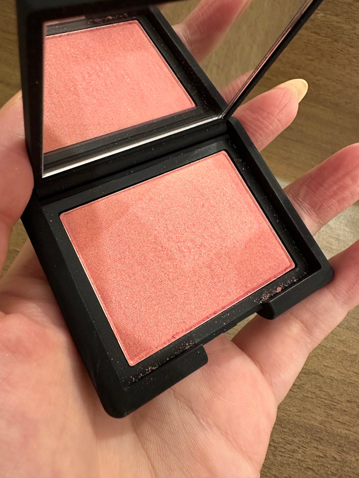 ブラッシュ N/NARS/パウダーチークを使ったクチコミ(2枚目)