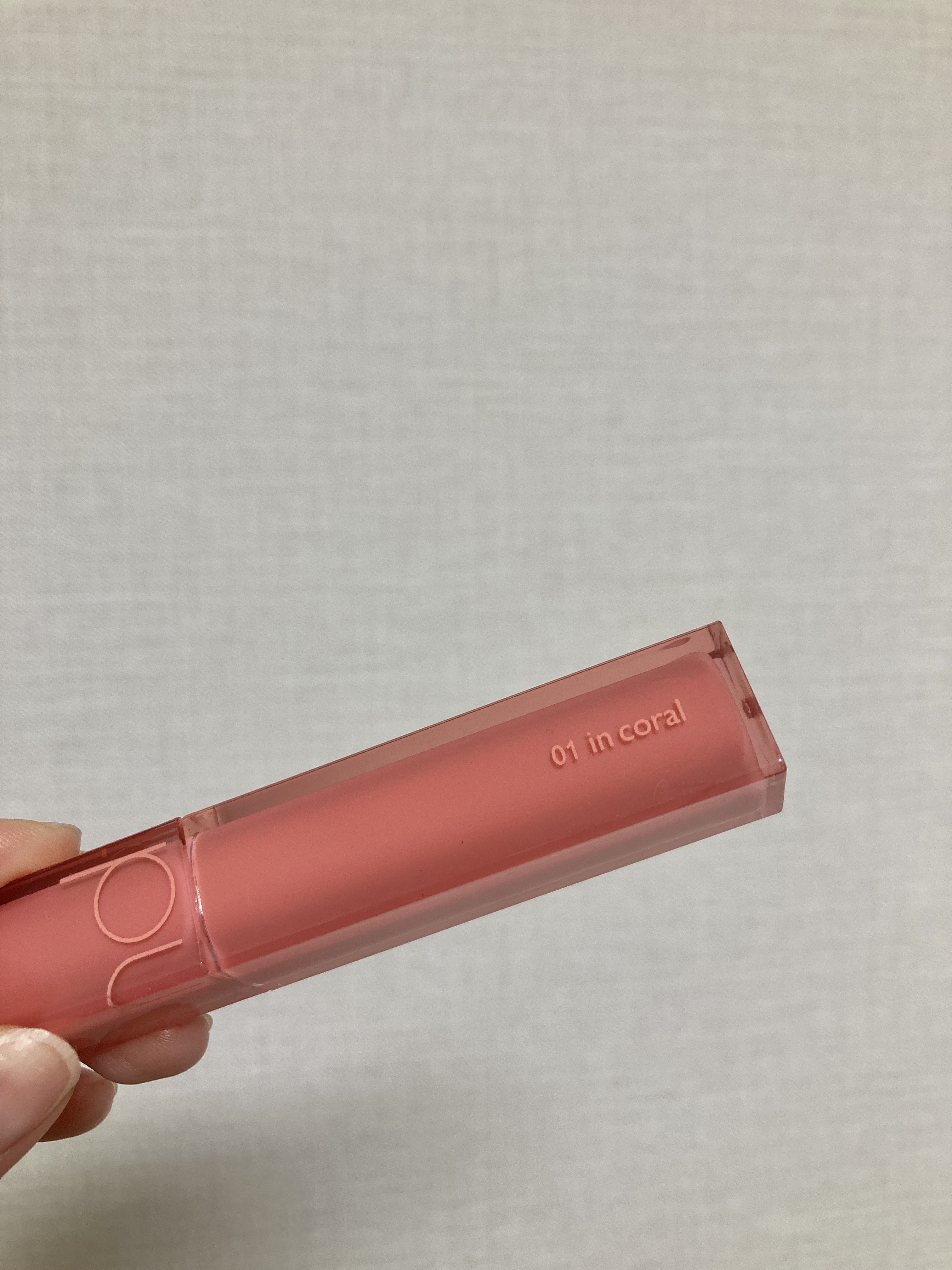 デュイフルウォーターティント 01 インコーラル/rom&nd/リップティントを使ったクチコミ（2枚目）