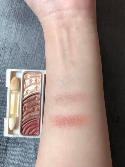 トーンアップアイシャドウ/CEZANNE/アイシャドウパレットを使ったクチコミ(3枚目)