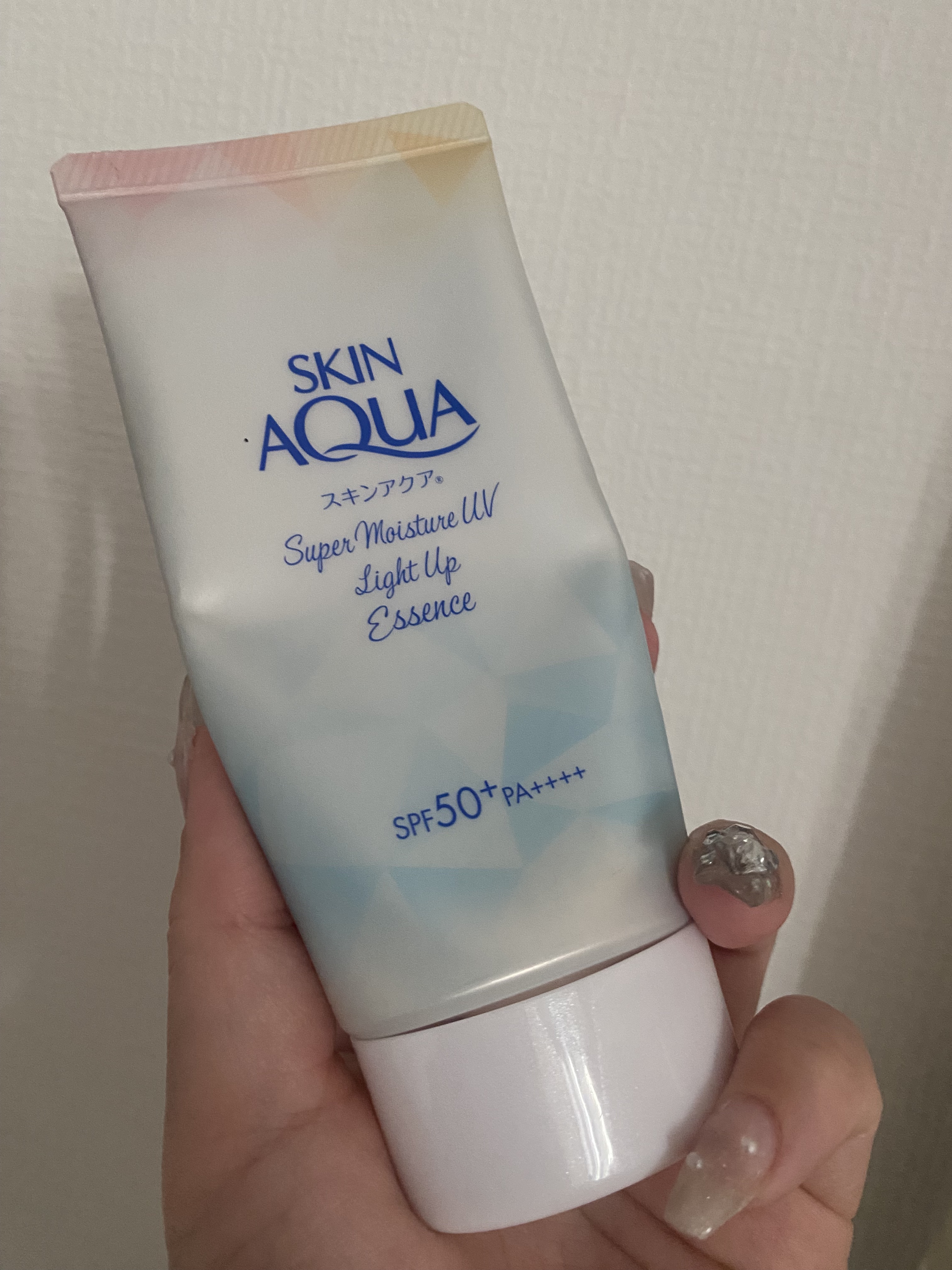 スーパーモイスチャーUVライトアップエッセンス/スキンアクア/日焼け止めローションを使ったクチコミ（1枚目）