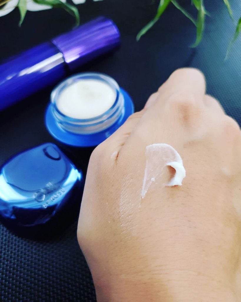 sali on LIPS 「暑さと天気不安定により、不調😭こういう天気の日、私の左頭、肩、..」(3枚目)