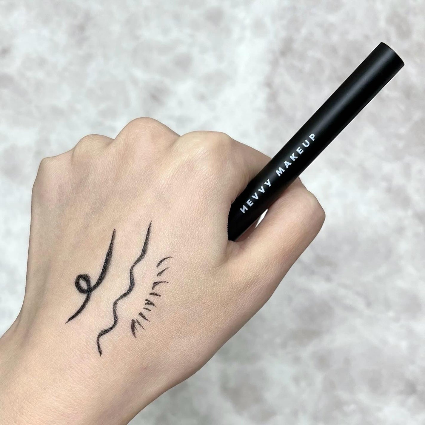 すいかねこ🍉フォロバ💯 on LIPS 「鮮やかでオシャレなブラックアイライナー🖤⭐︎﹏﹏﹏﹏﹏﹏﹏﹏﹏..」(8枚目)