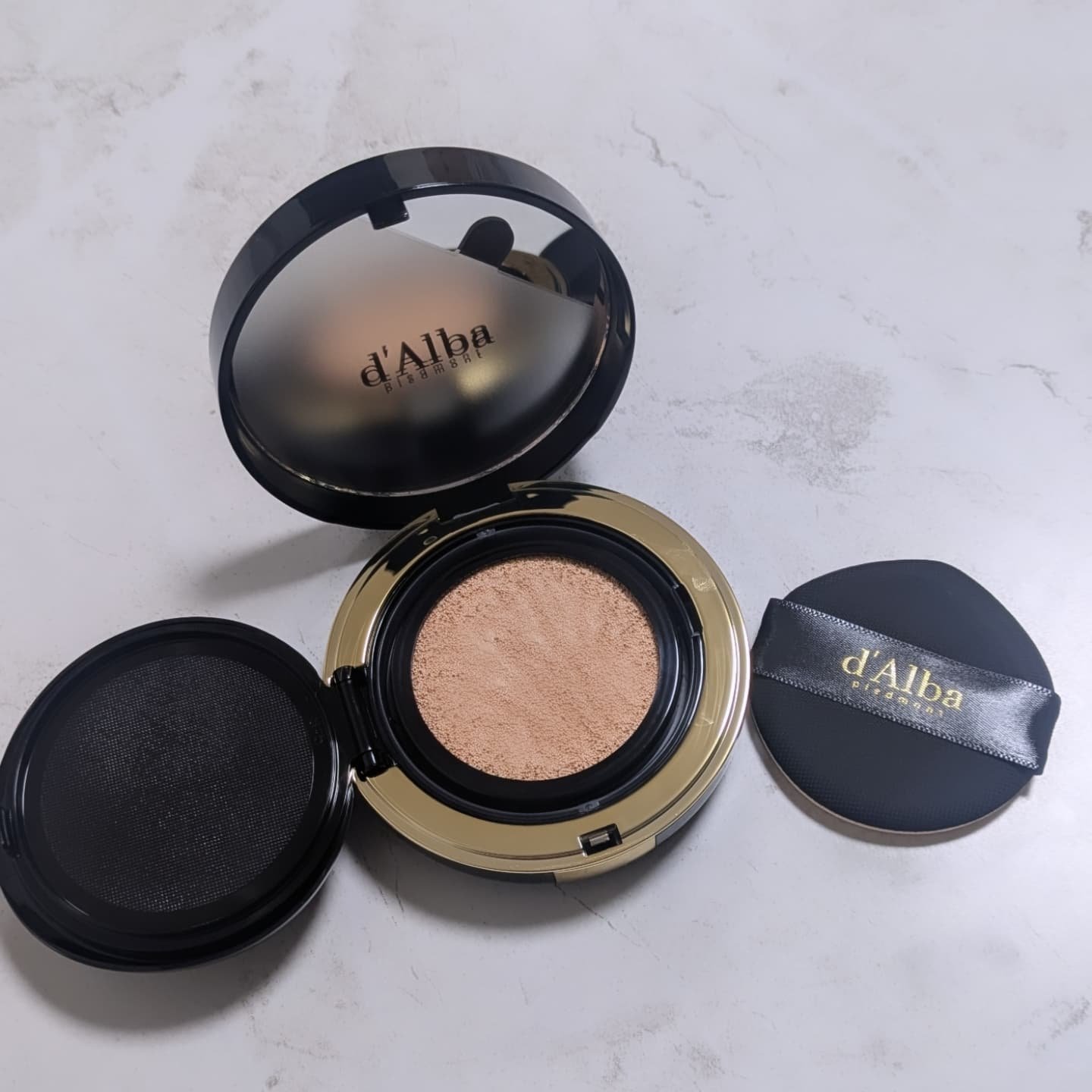 グロウフィットセラムカバークッション/ダルバ/クッションファンデーションを使ったクチコミ（2枚目）