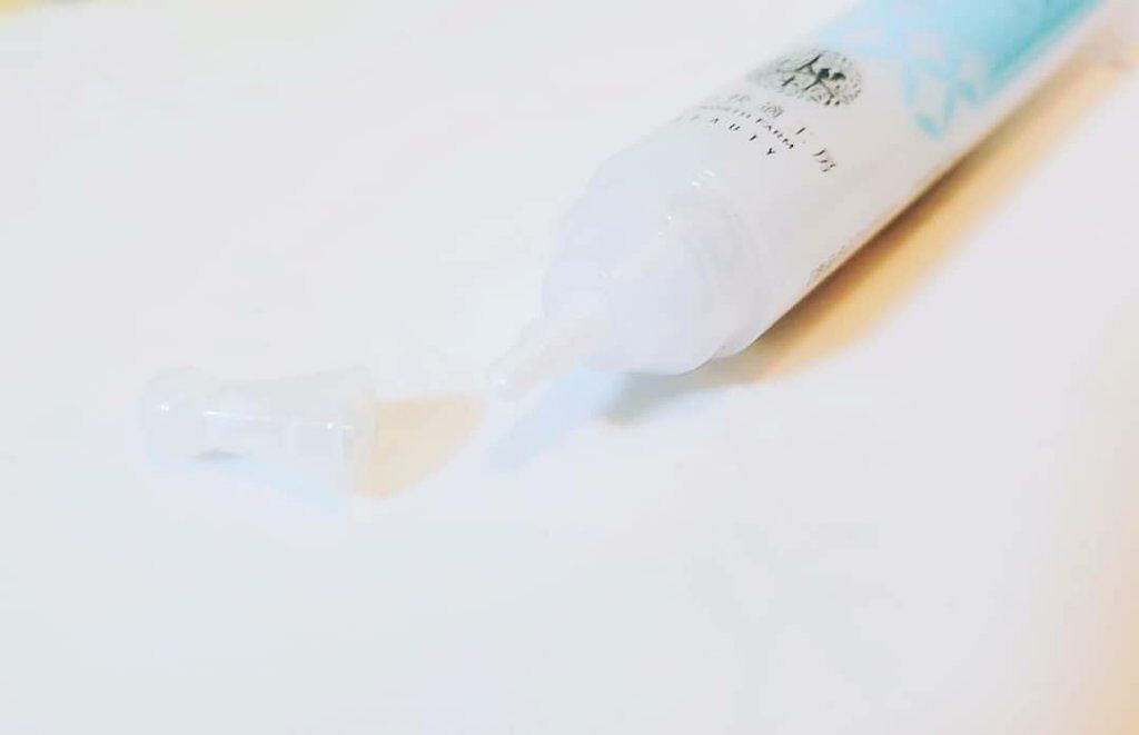 マッシュ🍄のクチコミ「💎EYE KIRARA　アイキララ💎

注射器💉みたいなコスメ❕

目の下の本格ケアができるア.....」（2枚目）