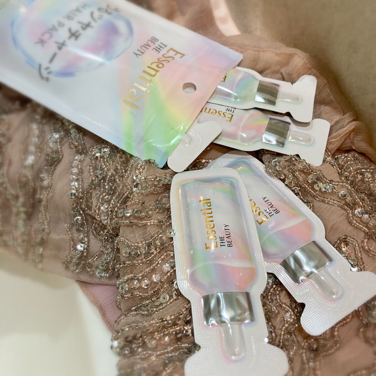 ザビューティ うるツヤチャージヘアパック/エッセンシャル/ヘアマスク・ヘアパックを使ったクチコミ(1枚目)