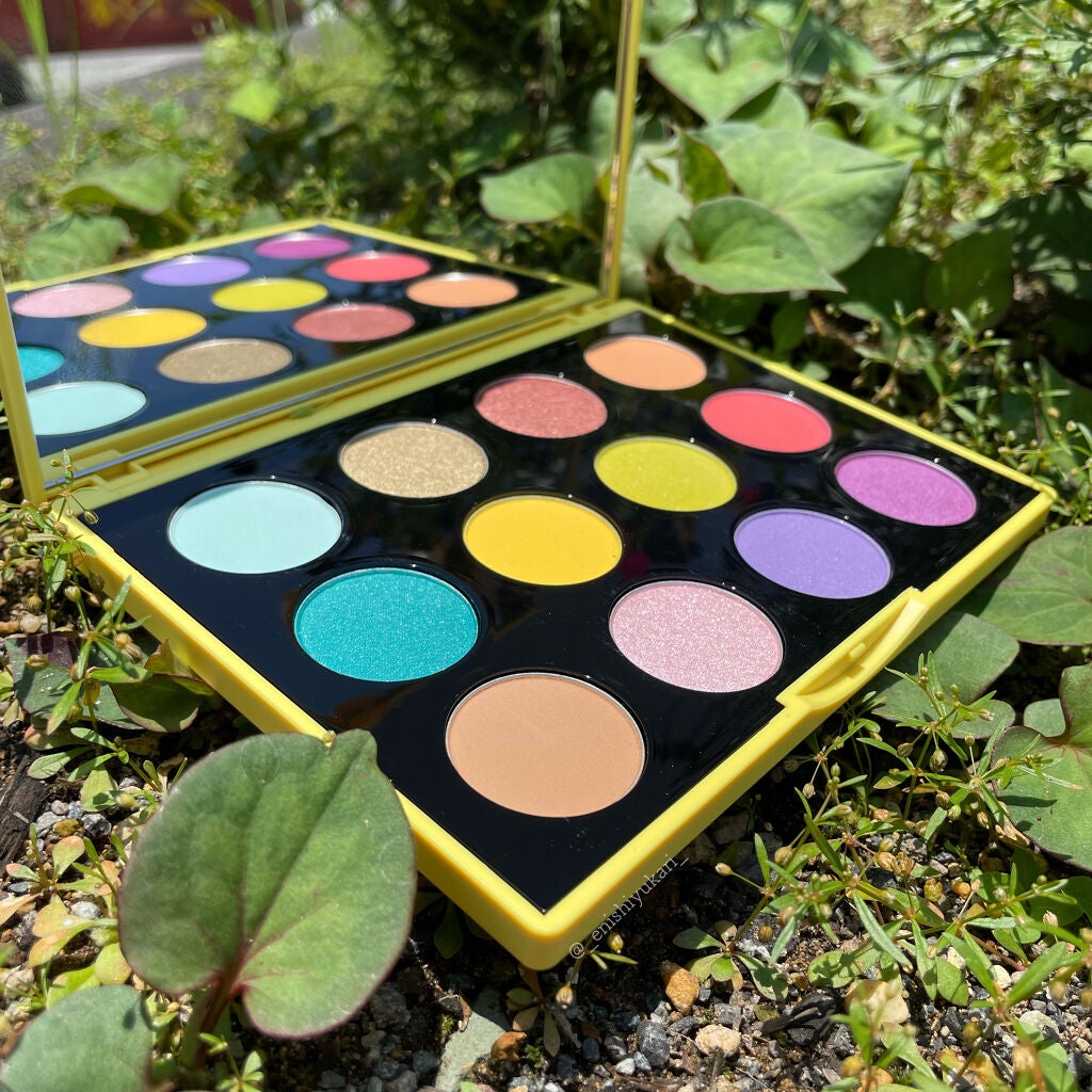 スモール アイシャドウ × 12 (ボタニック パニック)/M・A・C/アイシャドウパレットを使ったクチコミ(7枚目)