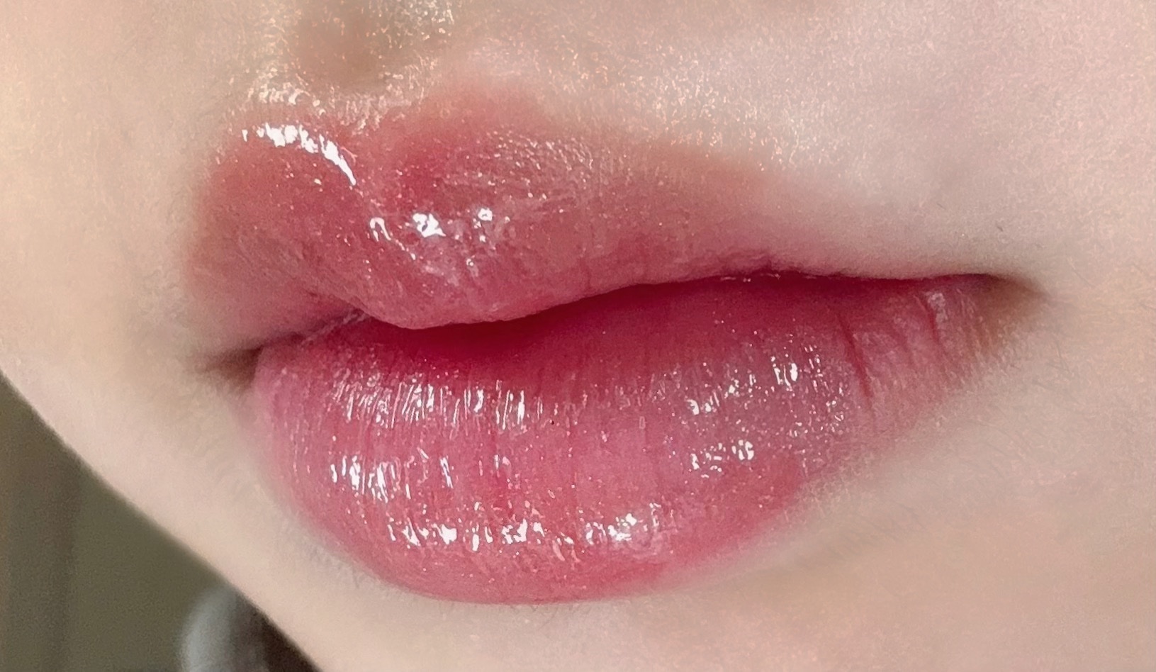 アフターグロー リップシャイン/NARS/リップグロスを使ったクチコミ（3枚目）