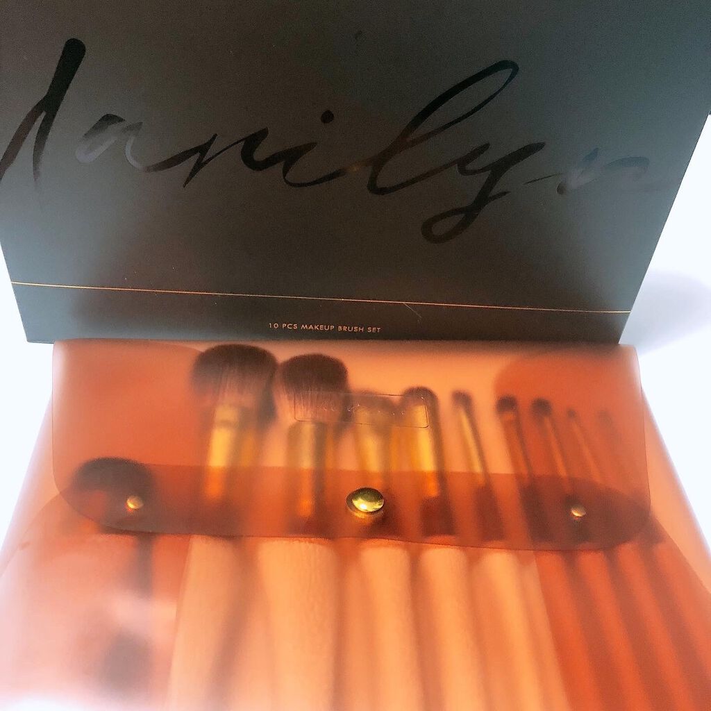 SIXPLUS X MARILYN 10本メイクアップブラシセット/SIXPLUS/メイクブラシを使ったクチコミ(2枚目)