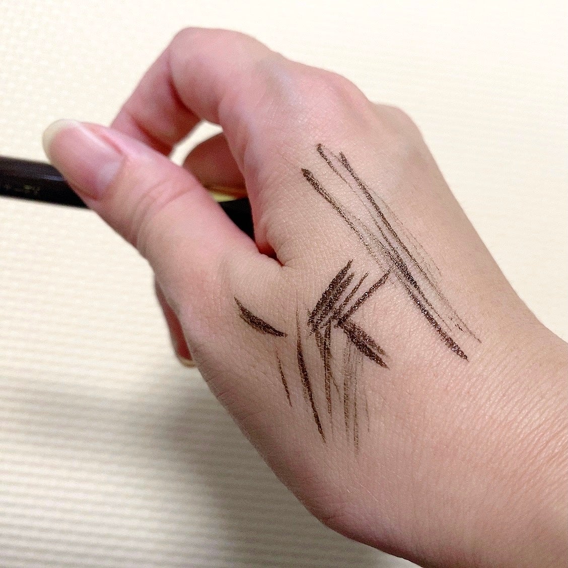 極細アイライナーEX/CEZANNE/リキッドアイライナーを使ったクチコミ(3枚目)