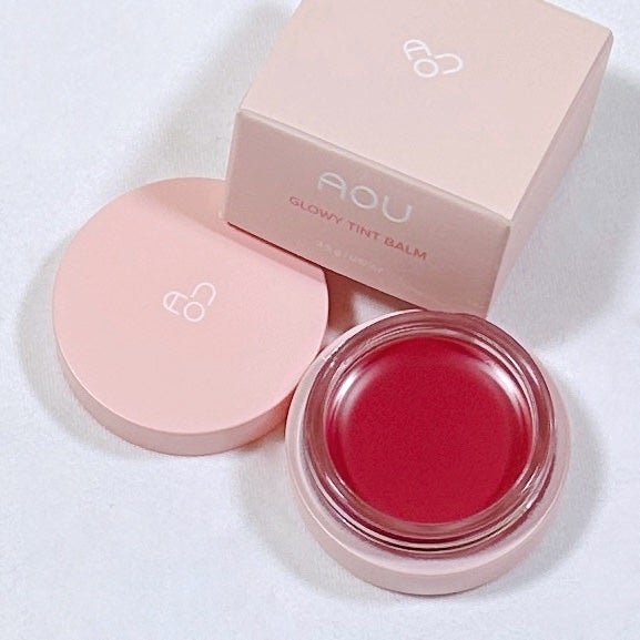 GLOWY TINT BALM/AOU/リップグロスを使ったクチコミ(1枚目)