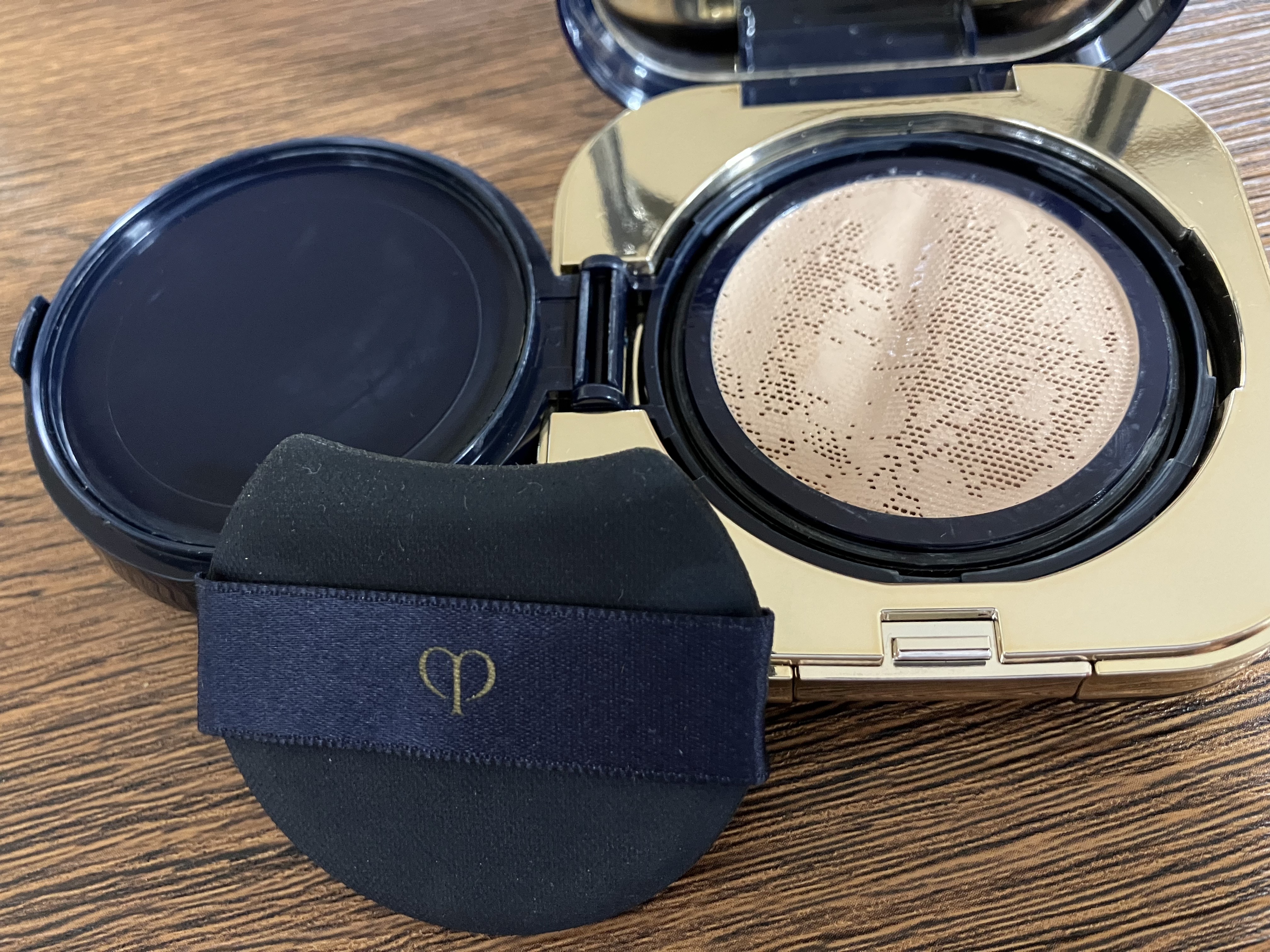 クレ・ド・ポー ボーテ タンクッションエクラ ナチュレル ケース/クレ・ド・ポー ボーテ/クッションファンデーションを使ったクチコミ（1枚目）