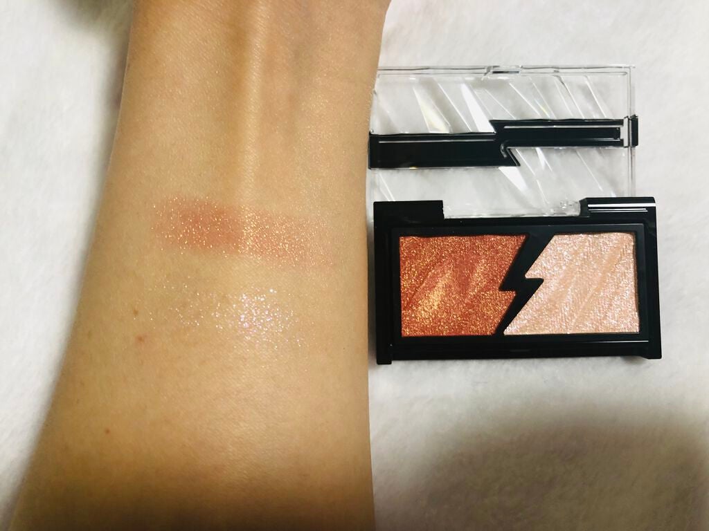 エレクトリックショックアイズ /KATE/アイシャドウパレットを使ったクチコミ(2枚目)