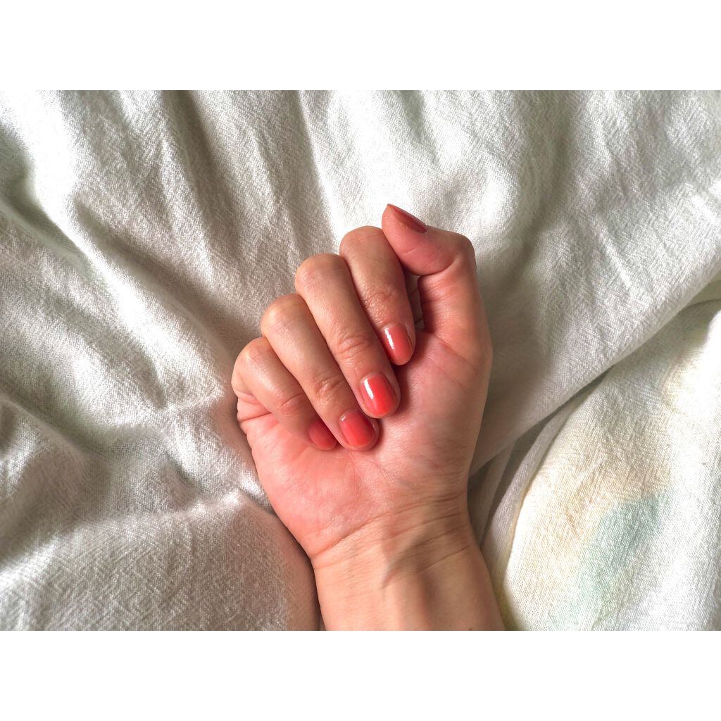 カラフルネイルズ/キャンメイク/マニキュアを使ったクチコミ（2枚目）