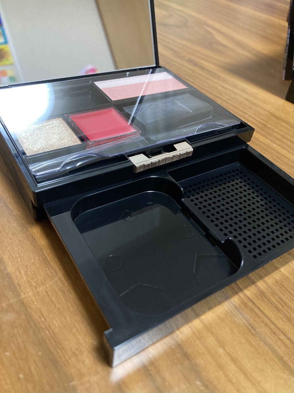 ドラマティックパレット 10 スイッチモードカラー/マキアージュ/マルチパレットを使ったクチコミ（2枚目）