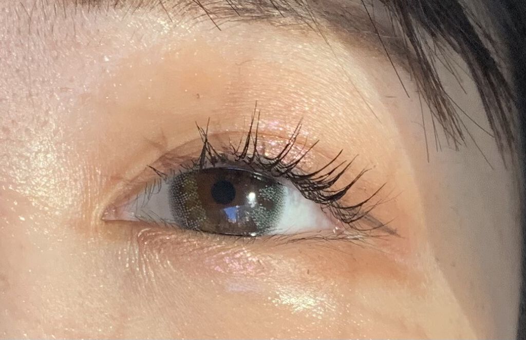 ダズルシャドウ/M・A・C/単色アイシャドウを使ったクチコミ（3枚目）