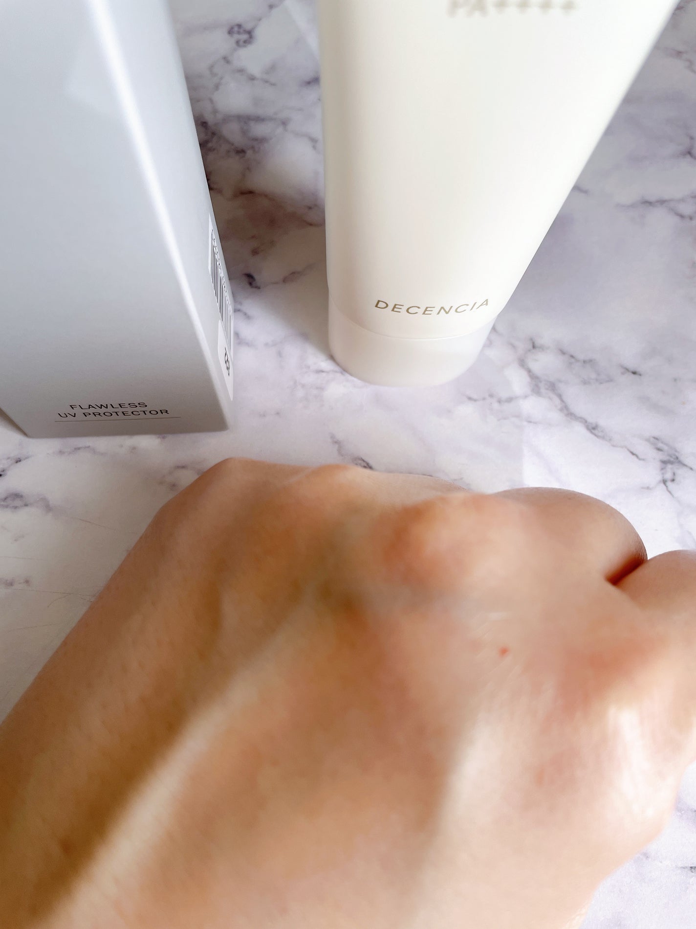 ディセンシア フローレス UVプロテクター/DECENCIA/日焼け止めローションを使ったクチコミ(4枚目)