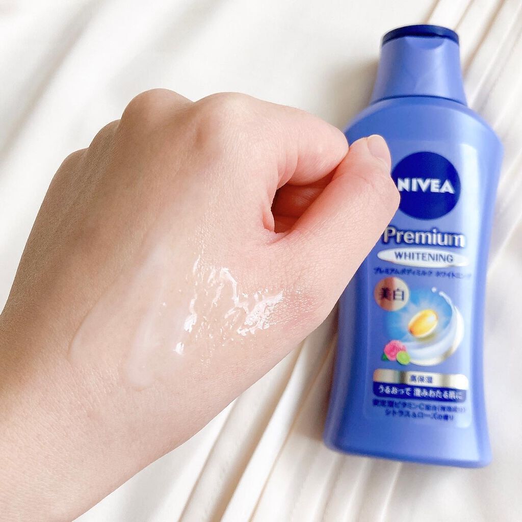 プレミアムボディミルク ホワイトニング【医薬部外品】 /ニベア/ボディミルクを使ったクチコミ(3枚目)