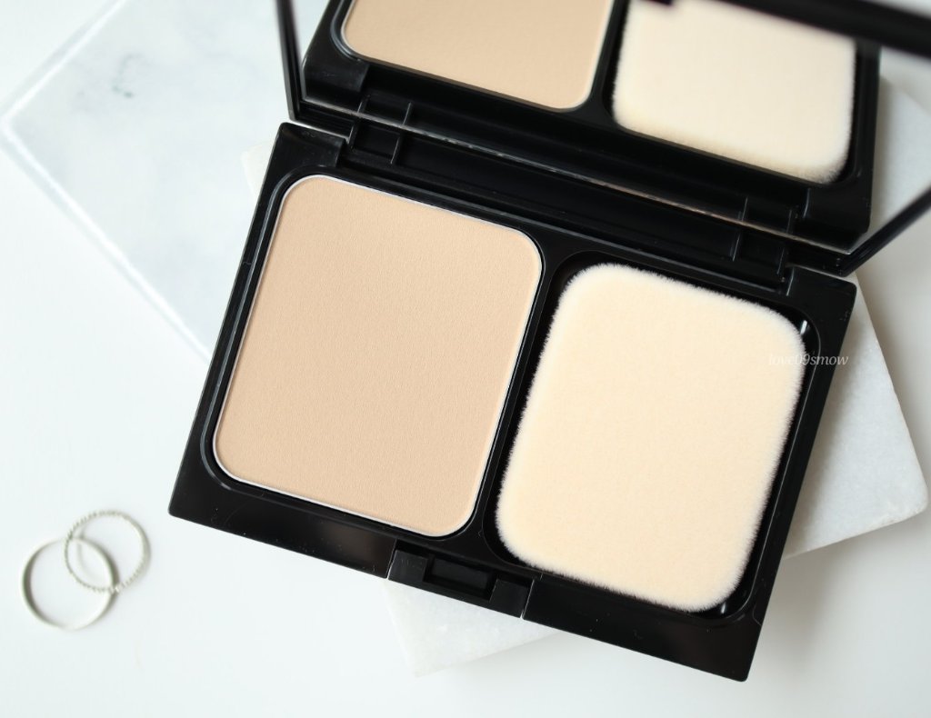 ミネラルエアリータッチファンデーション/エトヴォス/パウダーファンデーションを使ったクチコミ（3枚目）