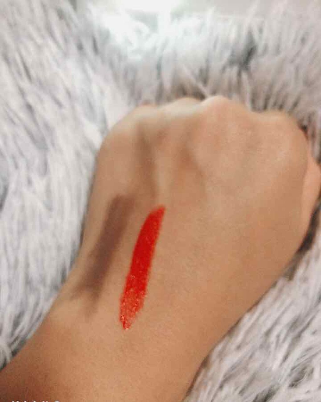 ルージュ ピュールクチュール ヴェルニ ヴィニルクリーム/YVES SAINT LAURENT BEAUTE/口紅を使ったクチコミ(3枚目)