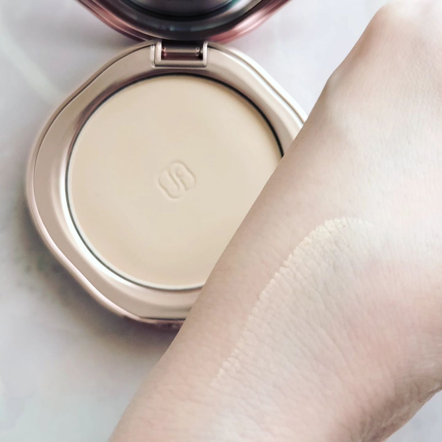 玉容凝脂プレストパウダー/花西子/プレストパウダーを使ったクチコミ(5枚目)