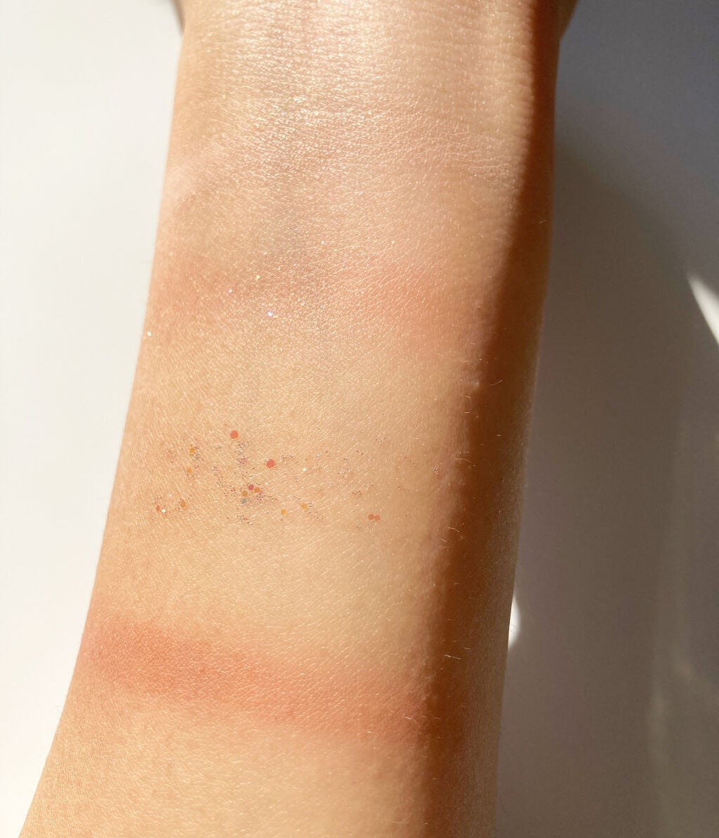 エアリー トゥインクル アイパレット 2021 Green Holidays Edition/innisfree/アイシャドウパレットを使ったクチコミ(4枚目)