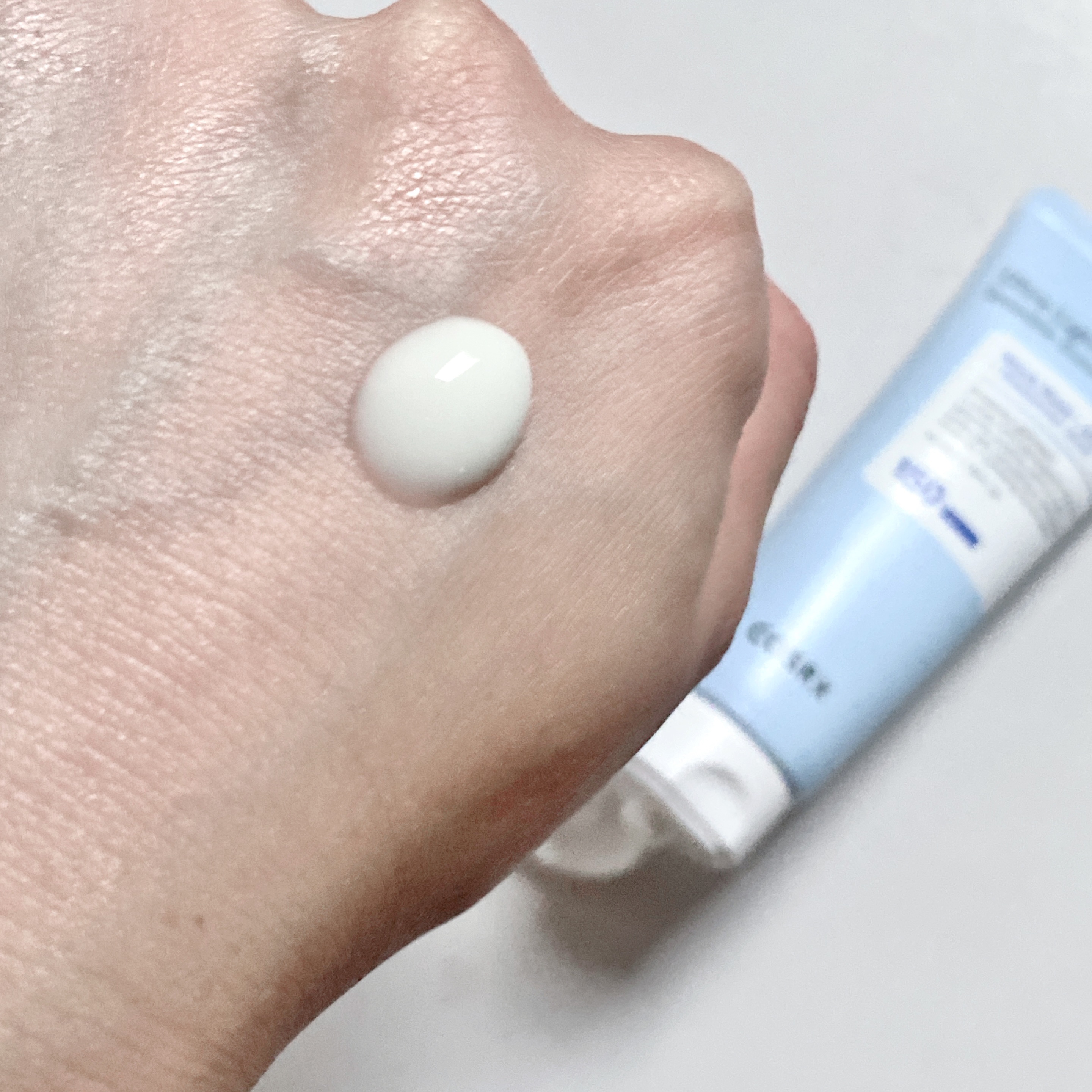 ウルトラライト透明UVクリーム/COSRX/日焼け止めクリームを使ったクチコミ（3枚目）