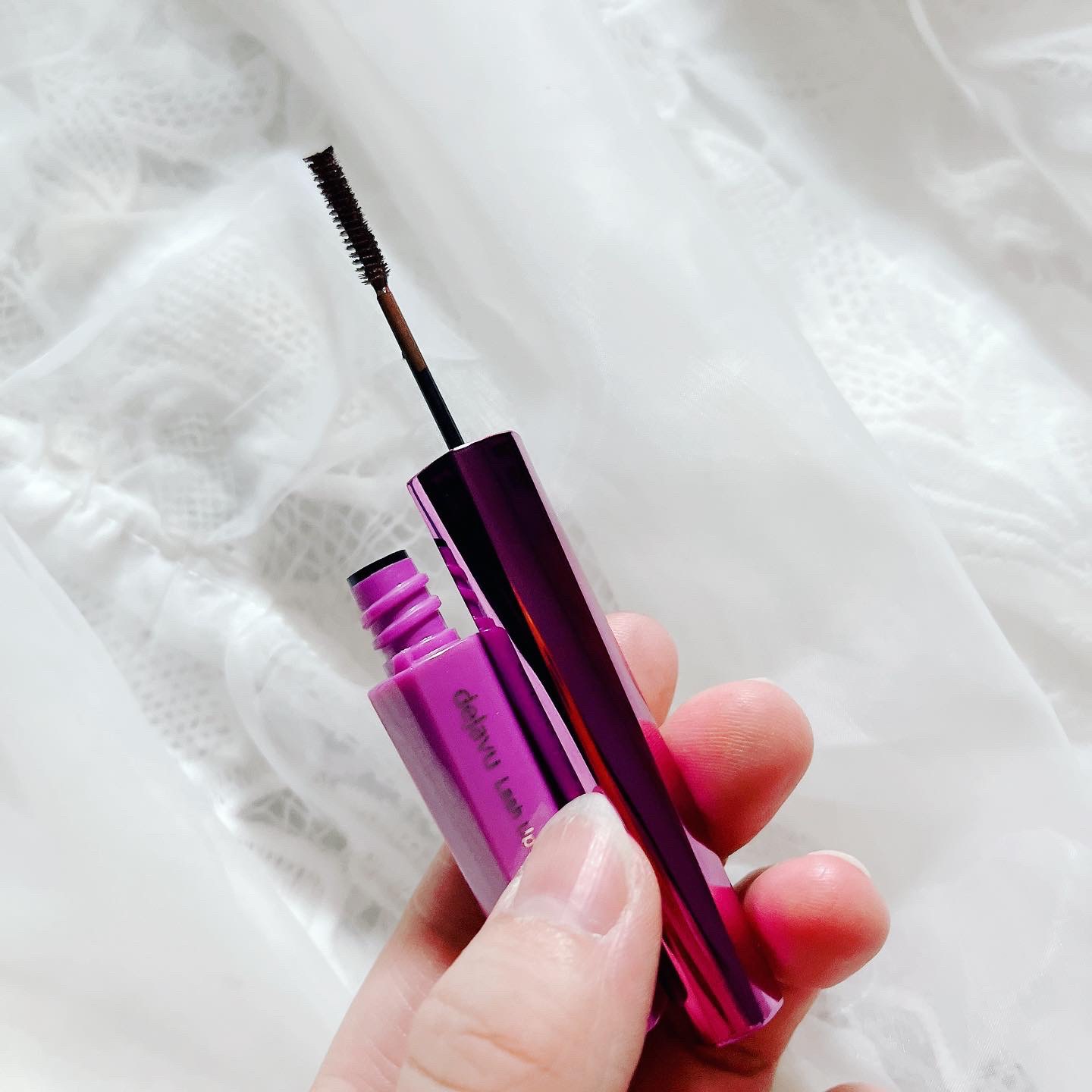 「塗るつけまつげ」自まつげ際立てタイプ/デジャヴュ/マスカラを使ったクチコミ（2枚目）