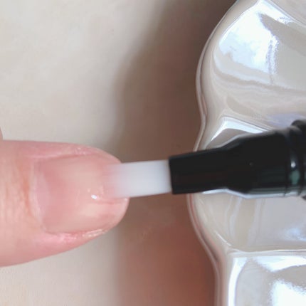 ブルーブライトネイルオイル/EMROSÉ/ネイルオイル・トリートメントを使ったクチコミ(5枚目)