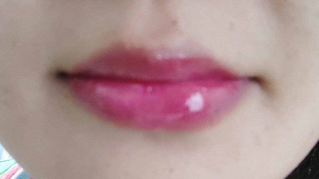 ディアダーリン オイルティント PK003 ピーチ/ETUDE/リップグロスを使ったクチコミ（3枚目）