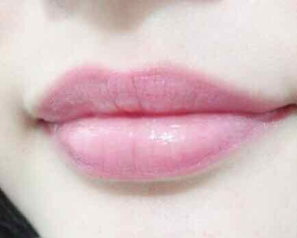 ラスティンググロスリップ/CEZANNE/口紅を使ったクチコミ（2枚目）