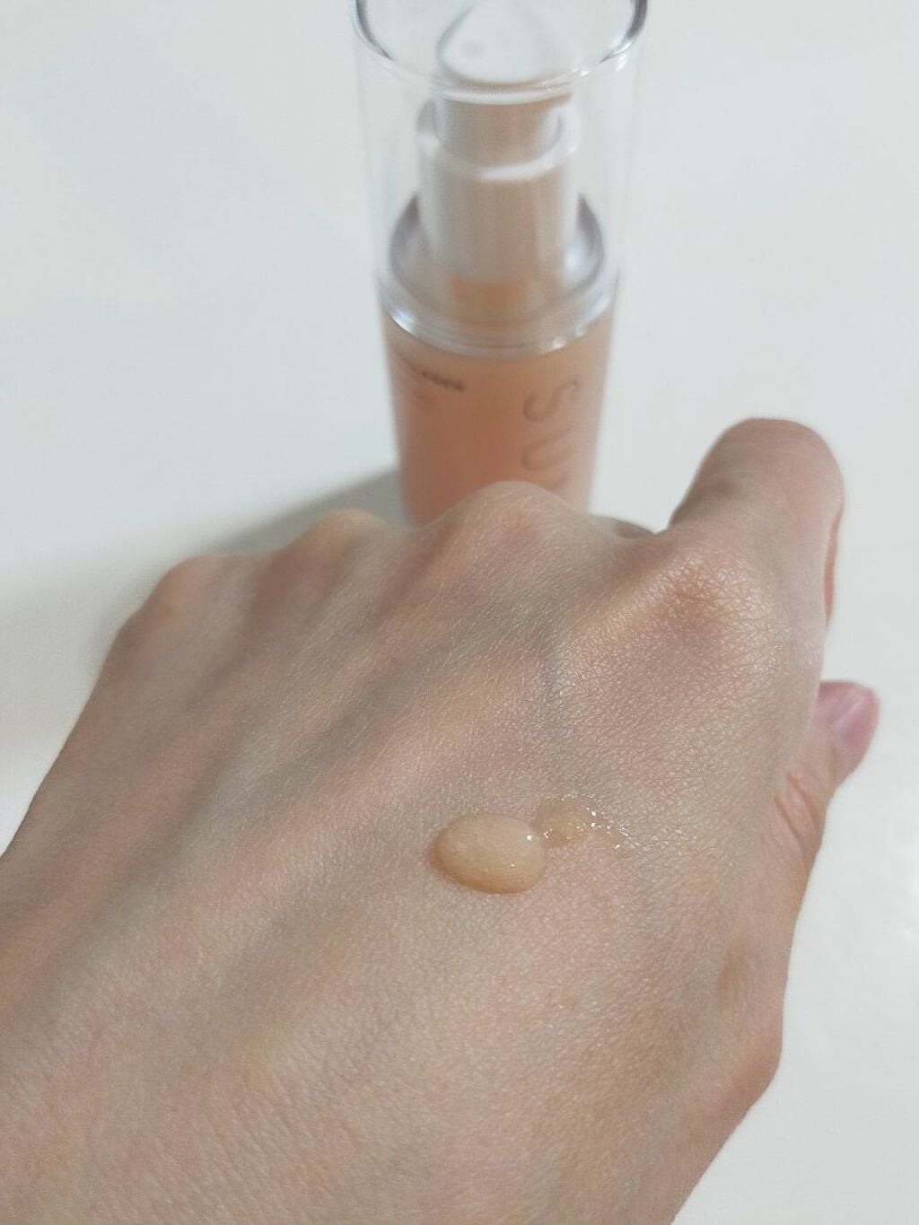 ハリケアコラーゲンサンセラム/VELY VELY/日焼け止めジェルを使ったクチコミ(2枚目)