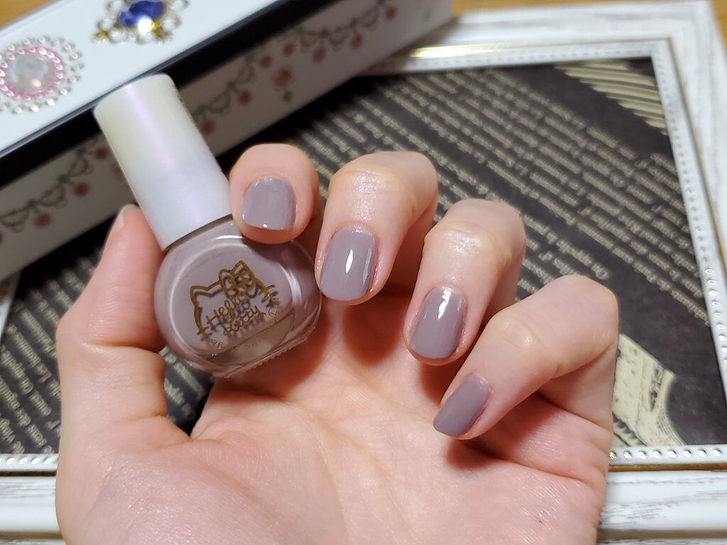 カンコレネイルカラー/DAISO/マニキュアを使ったクチコミ（2枚目）