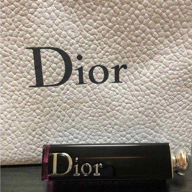 Dior
アディクトラッカースティック
740 クラブ

秋にぴったりなカラー。買うつもりなかったけど一目惚れで購入🥺
ガッツリ塗ると発色強めなので、保湿系のリップを塗った上にポンポン塗りぐらいが私的に