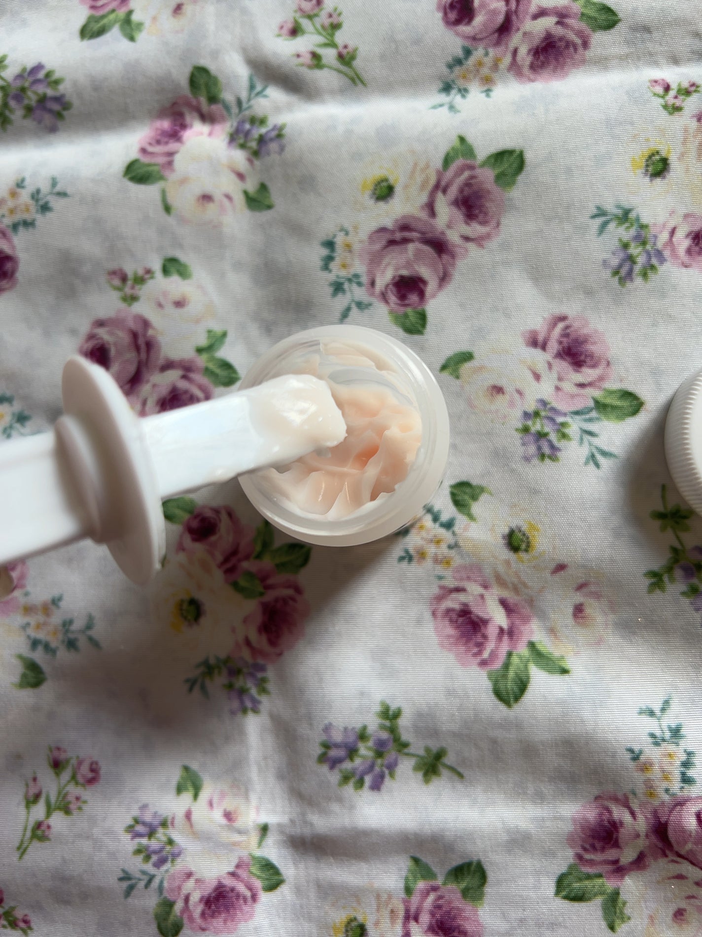 桃顔純潤 クリーム&フェイスベース/花西子/化粧下地を使ったクチコミ(5枚目)