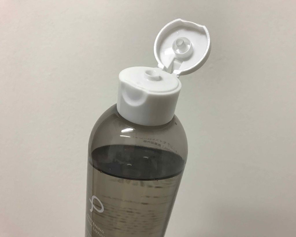 ホワイトニングモイストローション/PLuS/化粧水を使ったクチコミ（2枚目）