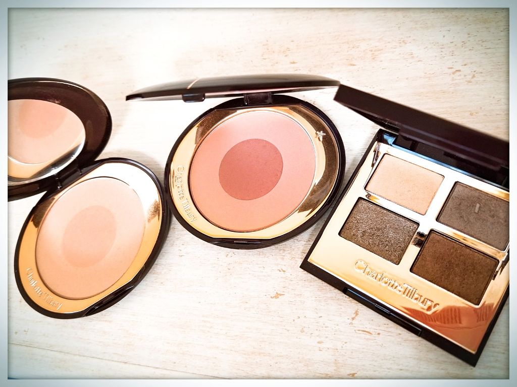 エアブラシフローレスフィニッシュ/Charlotte Tilbury/プレストパウダーを使ったクチコミ（1枚目）