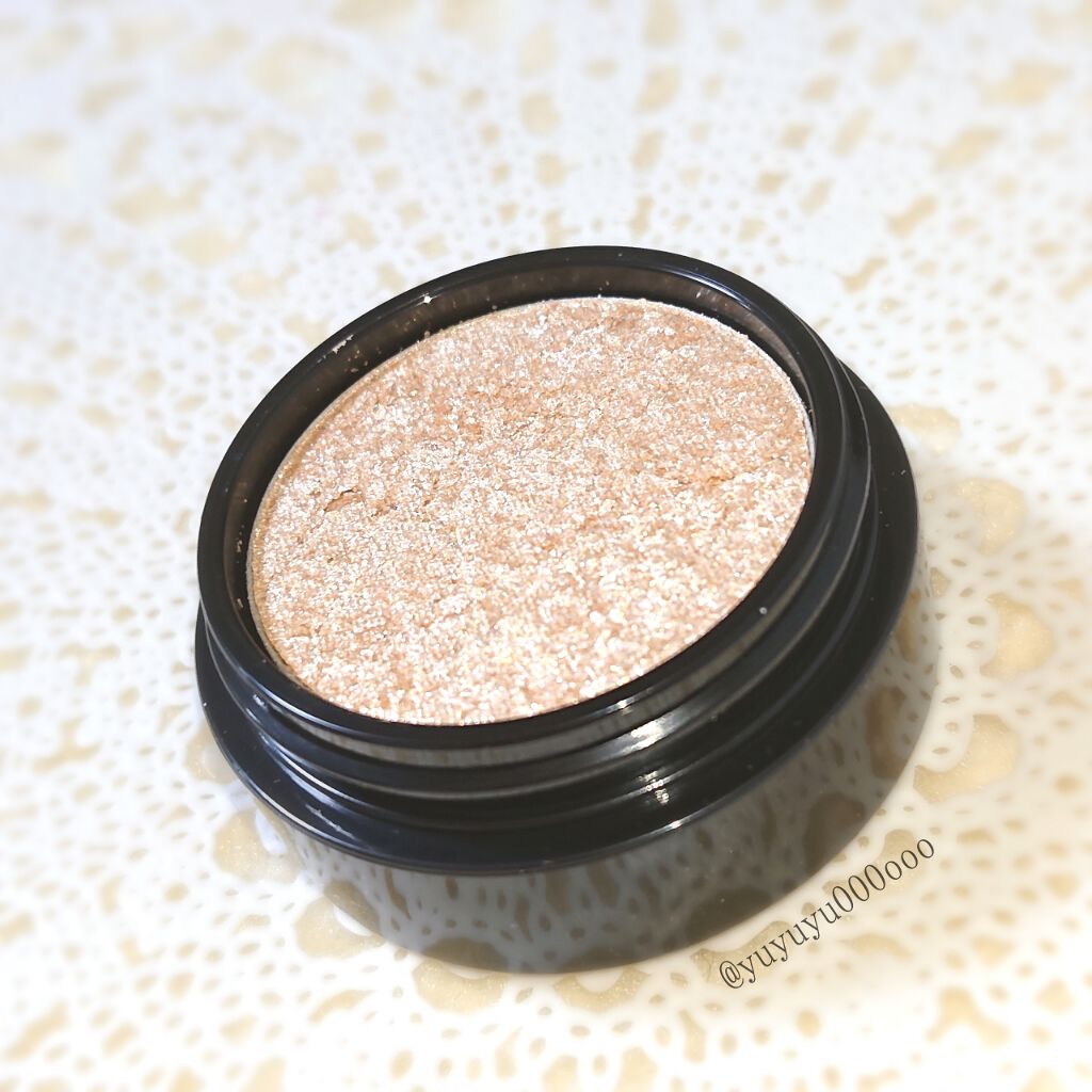 セルフィーフィックスピグメント/Witch's Pouch/単色アイシャドウを使ったクチコミ（2枚目）