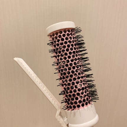 クリップ熱伝導ヘアブラシ/DAISO/ヘアブラシを使ったクチコミ(2枚目)