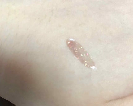 メスメリック ウェットリップオイル/CHICCA/リップグロスを使ったクチコミ(3枚目)