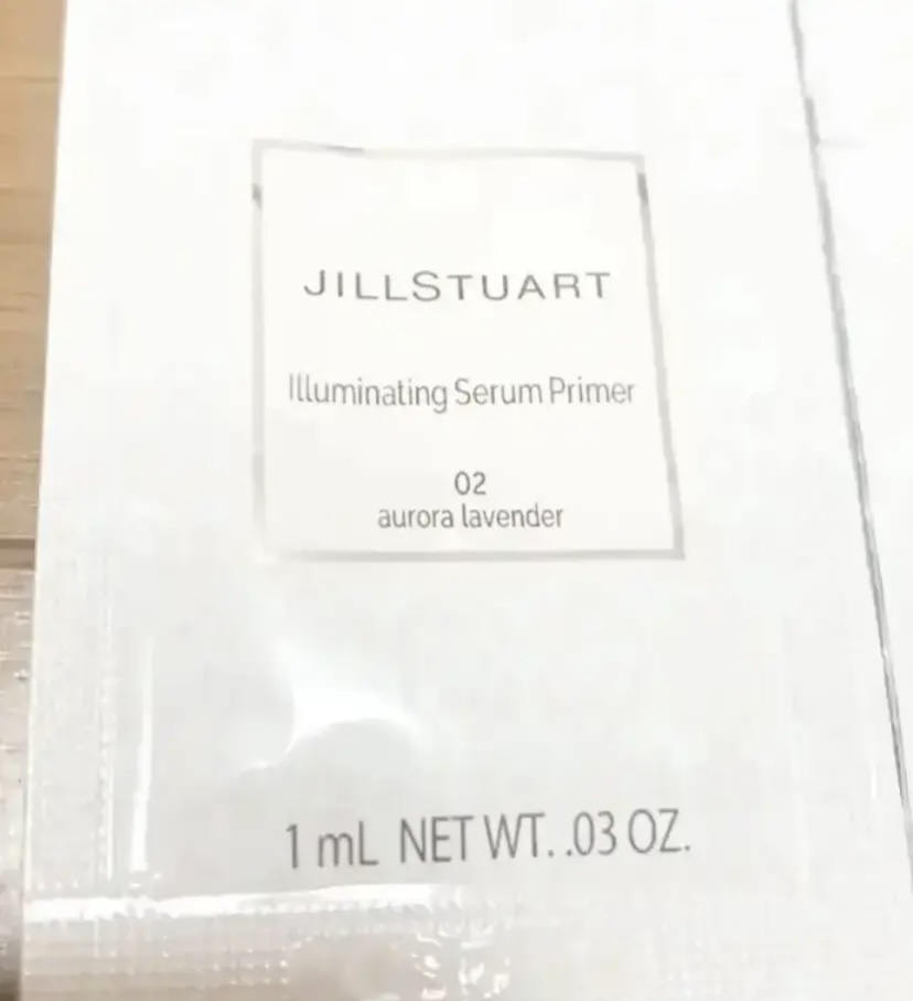 ジルスチュアート　イルミネイティング セラムプライマー/JILL STUART/化粧下地を使ったクチコミ（1枚目）