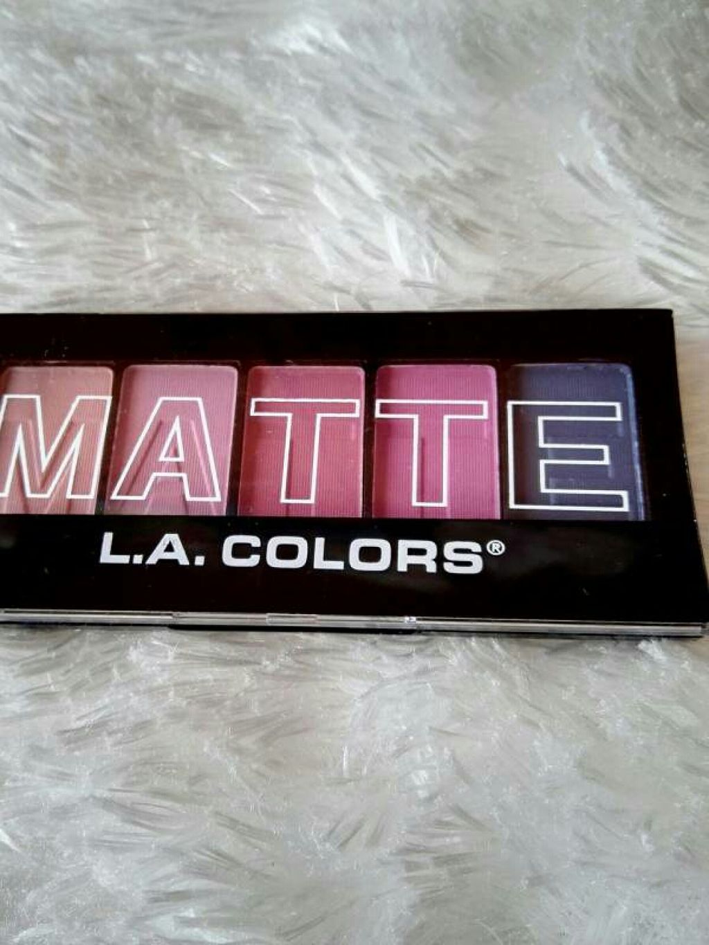 MATTE EYESHADOW/L.A.COLORS/アイシャドウパレットを使ったクチコミ（2枚目）