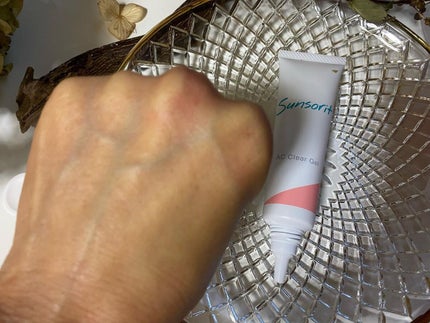 サンソリット ACクリアジェルのクチコミ「
ACクリアジェル
みずみずしいテクスチャーのジェルになっています。
ほんの少量でも伸びが.....」(3枚目)