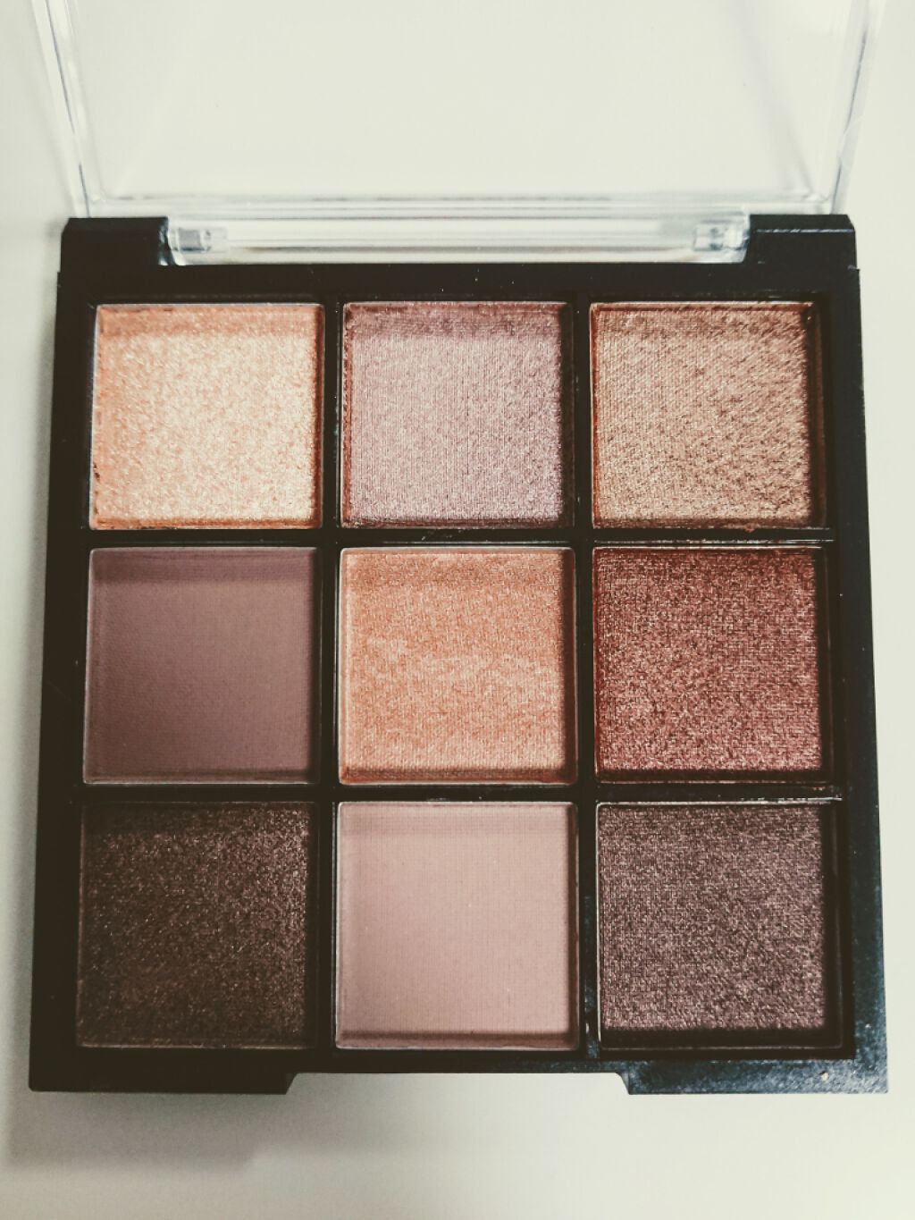 UR GLAM BLOOMING EYE COLOR PALETTE/U R GLAM/アイシャドウパレットを使ったクチコミ(1枚目)